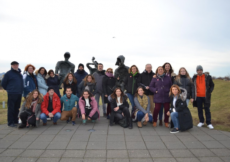 Big groups/Grandes grupos/Grandes grupos